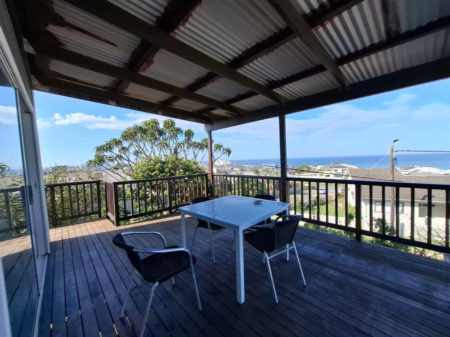 7 Bedroom Property for Sale in Gonubie Eastern Cape